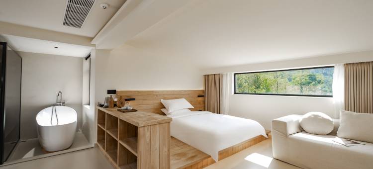 喜野·THE VILLA&CAFE&CAMPING&PARTY·泳池·湖景民宿图片