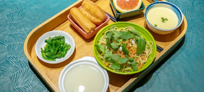 五月精品酒店(信阳东站恒大广场店)图片