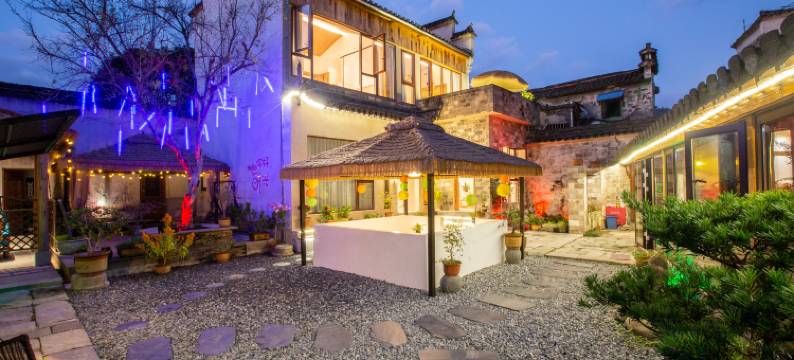 忆往昔·中式美学·宁静庭院空间景观民宿(宏村景区店)图片