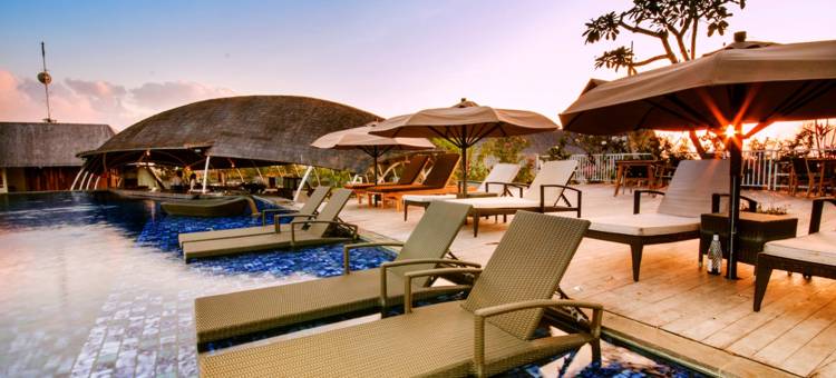 金巴兰海滩福克斯酒店(Fox Hotel Jimbaran Beach Bali)图片