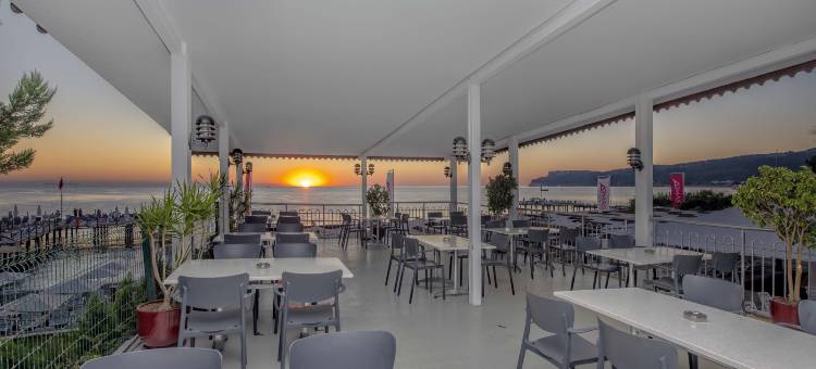 阿玛斯古尔海滩酒店(Armas Beach)图片