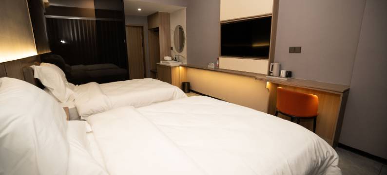 泊海商务酒店(乌海东站店)图片