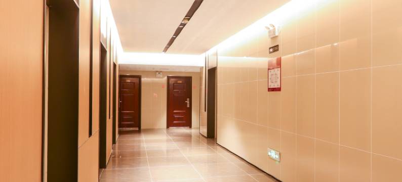 W电竞酒店(西安北站南广场凤城十路地铁站店)图片