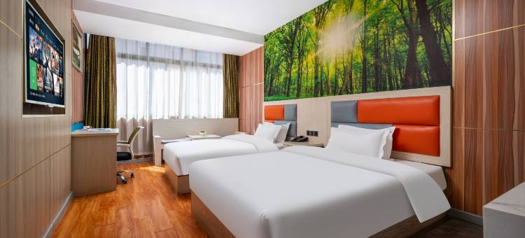 山水河畔假日酒店  (西峡一高店)图片