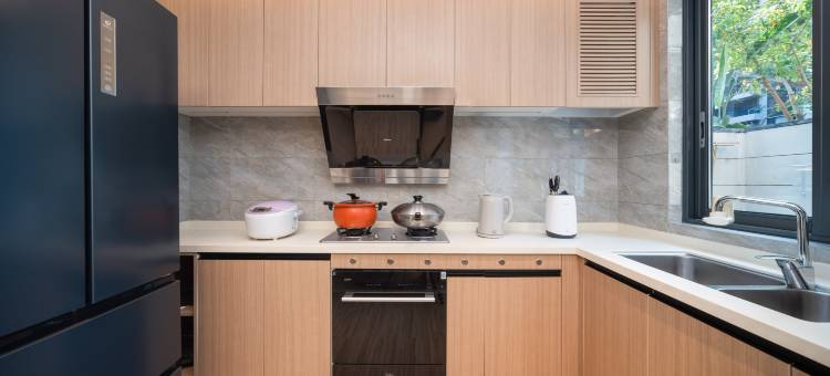 来咖美宿民宿酒店(三亚大悦城海旅免税城店)图片