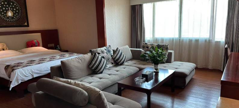 昆明金孔雀大酒店图片