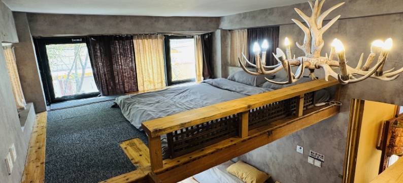 穹恰民宿(扎基寺店)图片