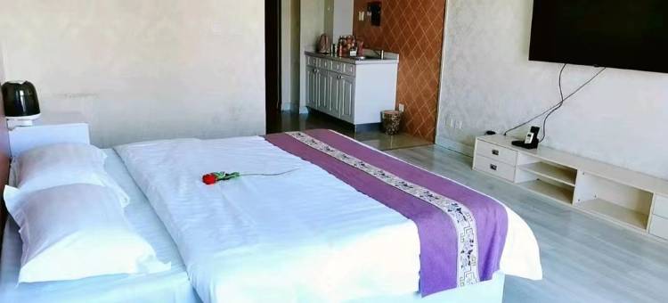 易居酒店公寓(营口市府路万达广场店)图片