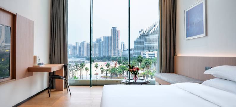 湛江蓝岸酒店(金沙湾风景区店)图片