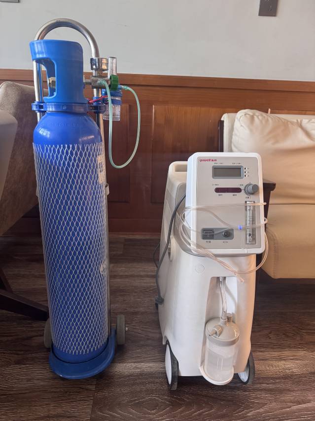 拉萨窄门酒店(八廓街店)图片