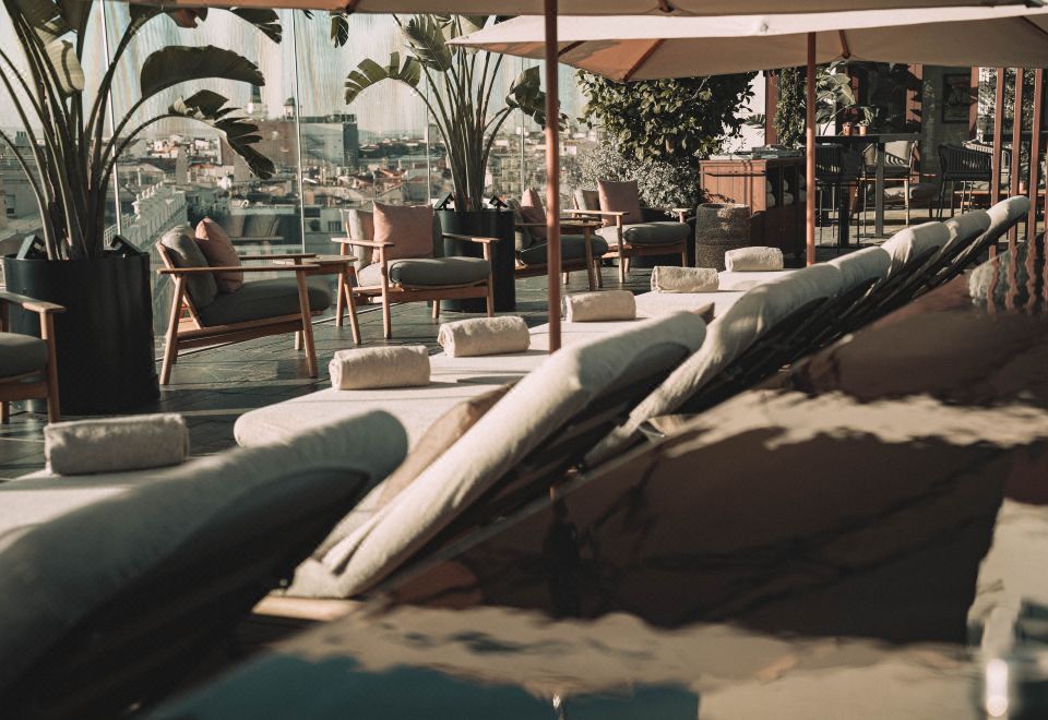 Thompson Madrid, Part of Hyatt Hotel Overview