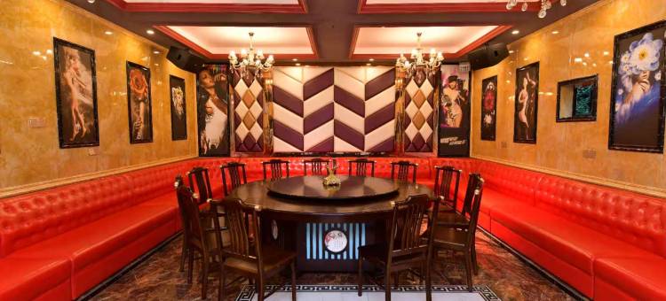 横峰东坡逸居图片