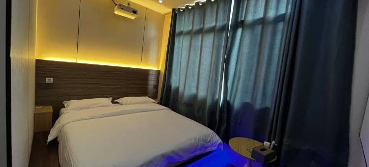 昆山华亚宾馆(合丰公园店)图片