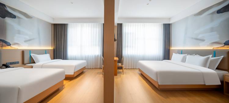 艺龙安云酒店(若羌瓦石峡店)图片