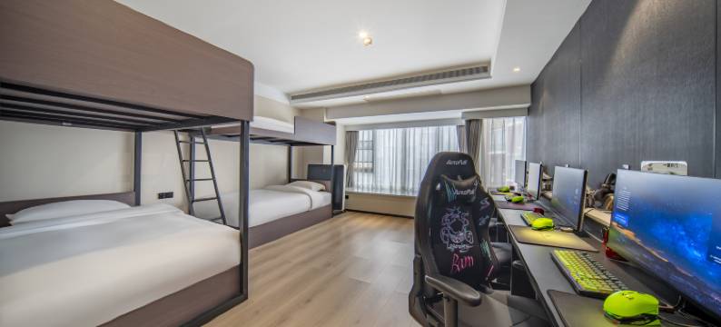 成都CD电竞酒店(天府广场宽窄巷子店)图片