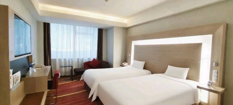 深圳万德诺富特酒店(福田科学馆地铁站店)图片