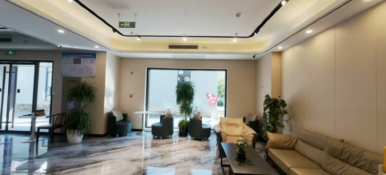 岚景酒店(北京纪家庙地铁站店)图片