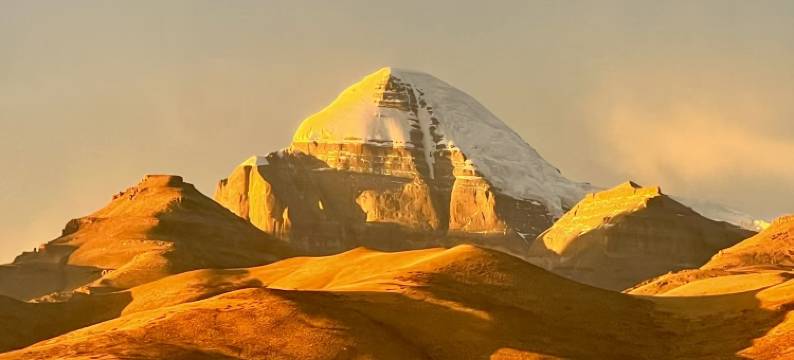 冈仁波齐观景酒店(大本营店)图片