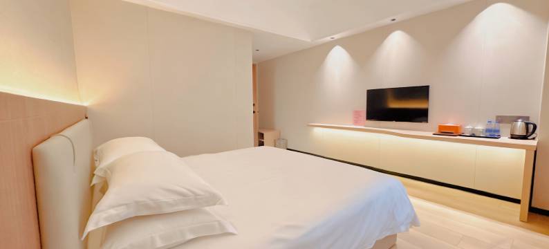 东莞莲峰酒店(寮步松湖智谷产业园店)图片