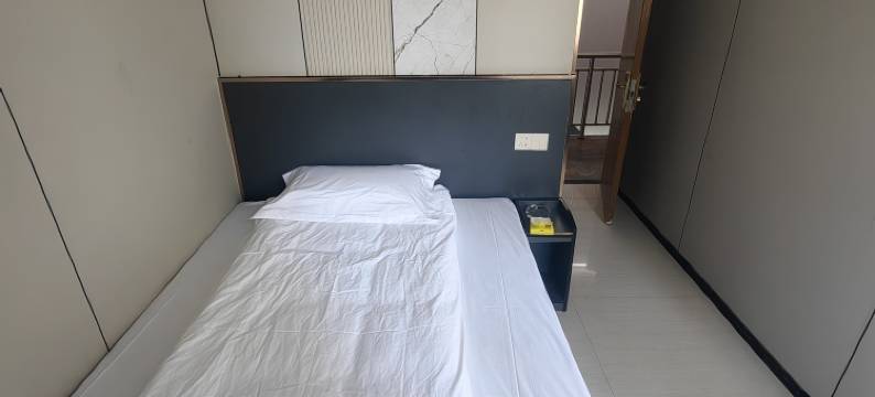 宁波招士宾馆(北仑大碶地铁站店)图片