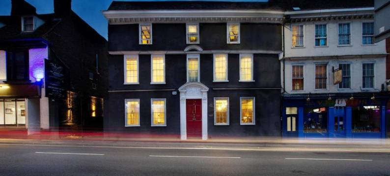 石院子房子(Stone Court House)图片