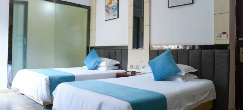 屏山凯旋假日酒店图片