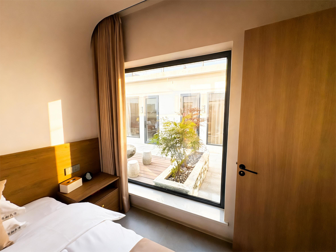 花筑·晓初丨山景美学设计师丨度假民宿酒店(泰山红门登山口店)图片