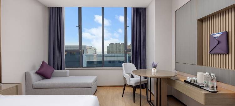 麗枫酒店(高铁站博乐亿达城市广场店)图片