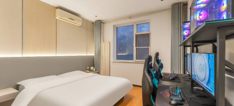 美娱·星峰电竞民宿(山东滨州航空学院店)图片