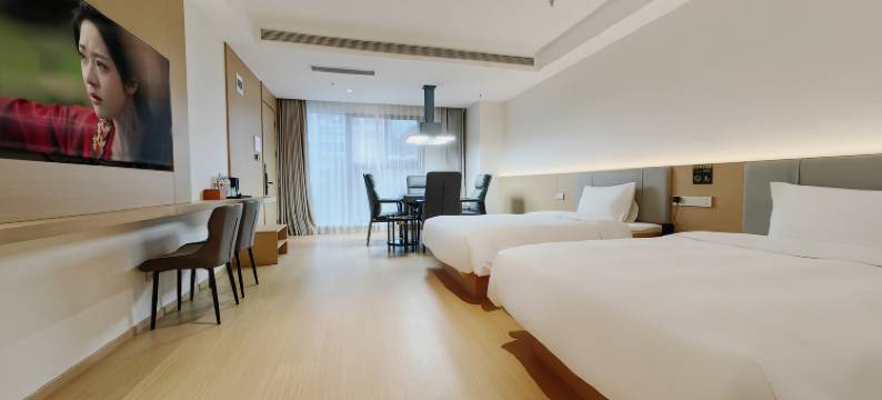 艺龙安云酒店(清镇市政府店)图片