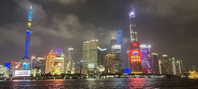 新荟城市酒店(上海静安寺长寿路地铁站店)图片