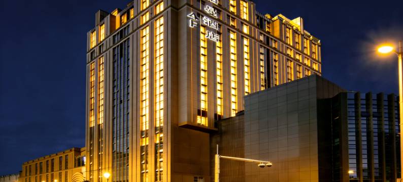 柏曼酒店(重庆洪崖洞解放碑步行街店)图片