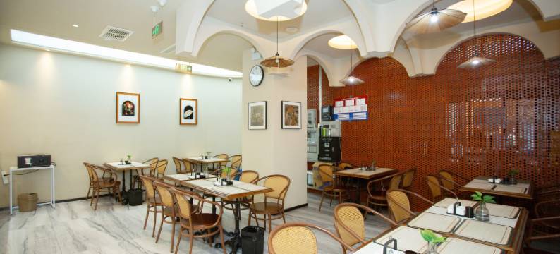 安珀酒店(庆阳高铁站万辉国际广场店)图片