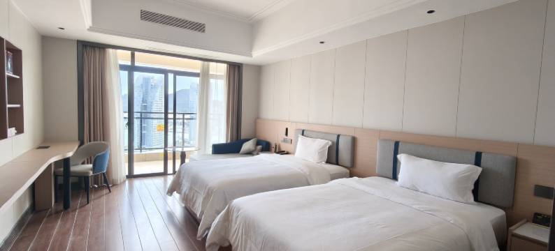 三亚黄河京都大酒店(第一市场鸿洲游艇码头店)图片