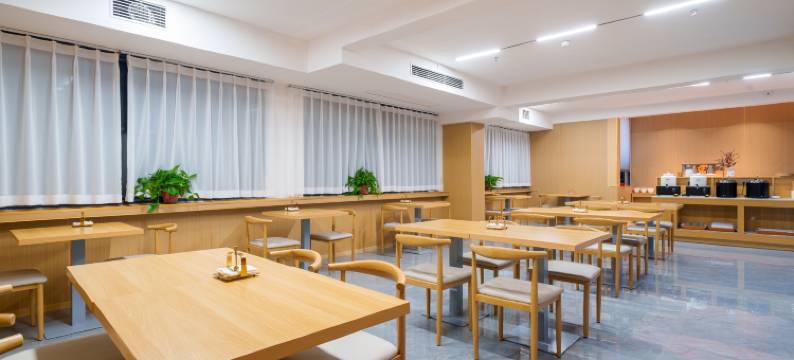 纳瑞万信至格酒店(平顶山和平路步行街店)图片