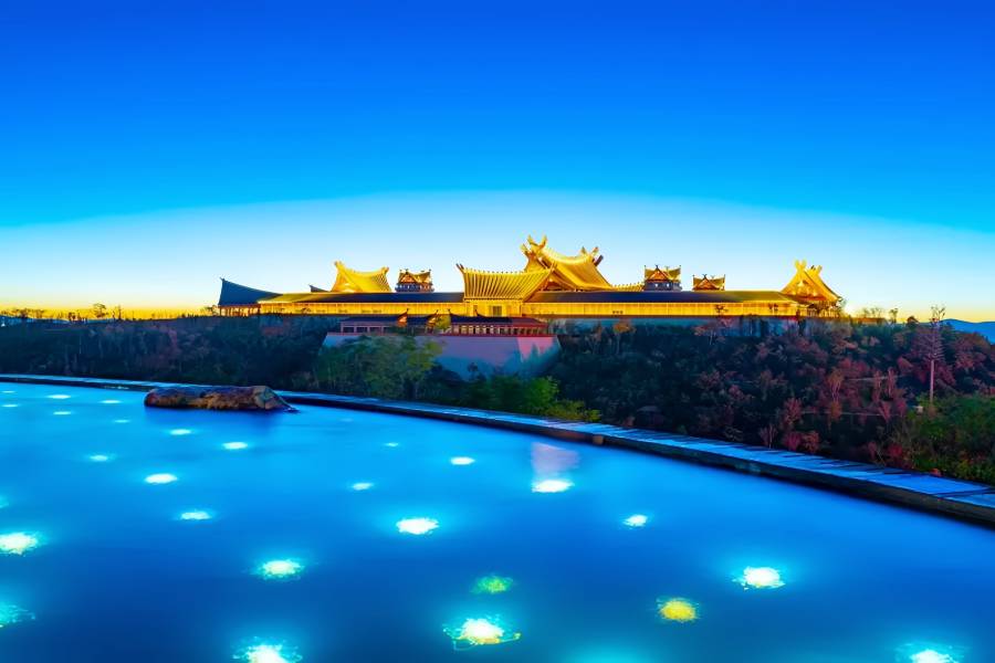 昆明古滇半山温泉酒店(滇池店)