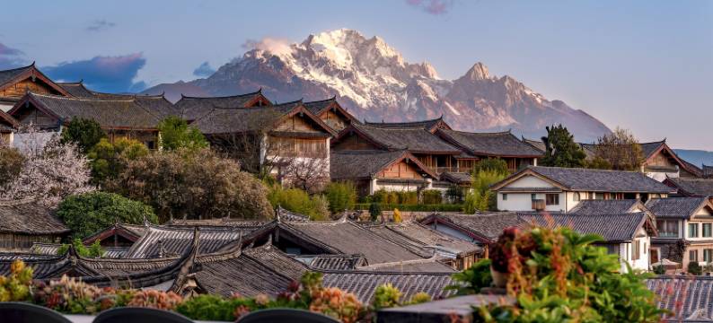 心宿雪山倾城全景度假会馆(丽江古城狮子山店)图片