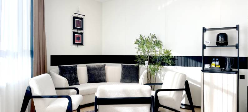 张掖锐驰国际酒店(甘州区区政府张掖西站店)图片