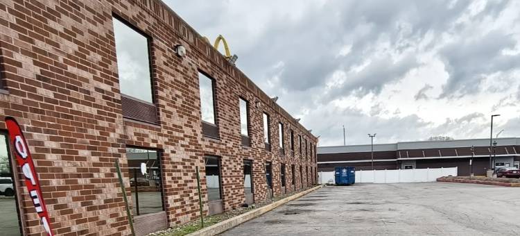 OYO广场酒店，位于卡鲁梅特公园，靠近Alsip I 57(Plaza Hotel By OYO Calumet Park Alsip I 57)图片