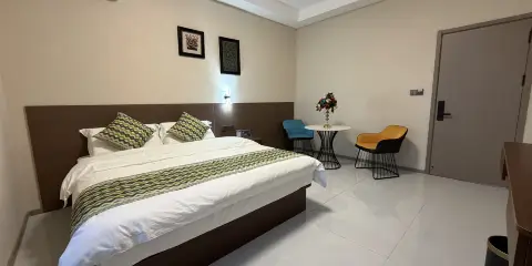 青梔快捷酒店