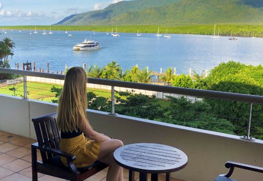 Pullman Reef Hotel Casino Hotel Overview