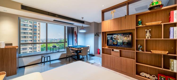 泊瑶细漫酒店(花果园购物中心松花路地铁站店)图片