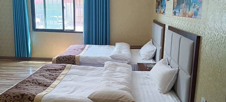 左贡陈陈宾馆图片