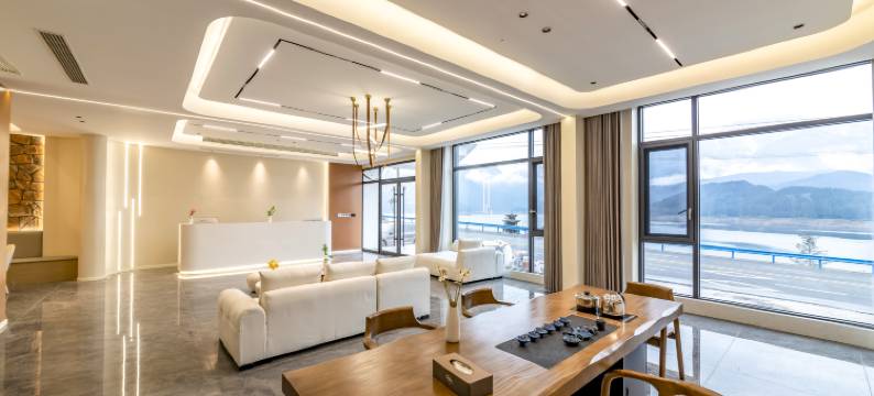 瓦屋云栖民宿(雅女湖店)图片