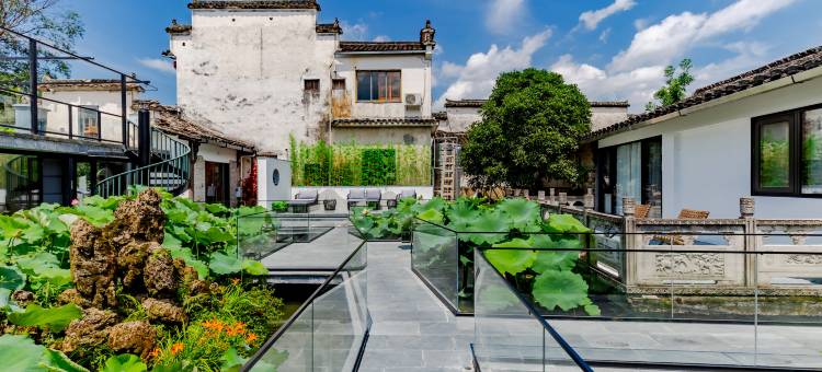 宏村荷塘月色轻奢民宿图片