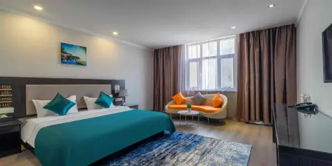 智雅悅享酒店(吐魯番托克遜客運站店)