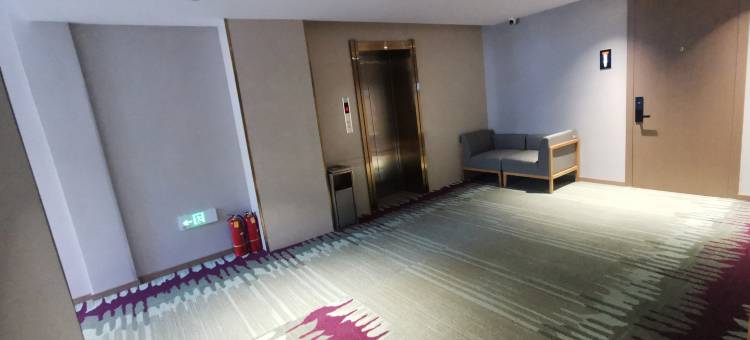 铂尔曼宾馆(鄂伦春旗大杨树站店)图片