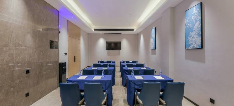 逸喆槿悦酒店(国际商贸城横州大道店)图片