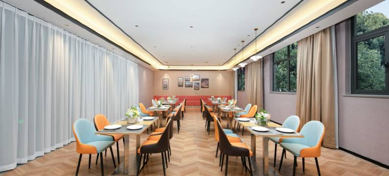 丽溪酒店(南充高坪机场安汉广场店)图片