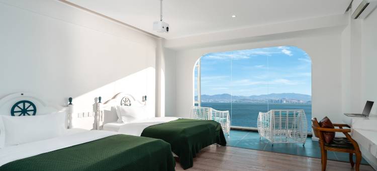 泊悦·海景日出观景美宿(大理洱海生态廊道店)图片